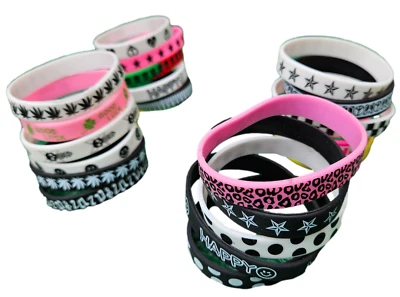 50x Fashion Adult Unisex Patterned Silicone Rubber WristBand Friendship Bracelet - Image 1 of 4