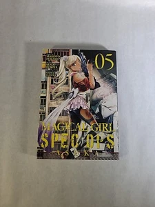 Magical Girl Spec-Ops Asuka Vol. 5 manga tascabili Makoto Fukami buoni - Foto 1 di 6