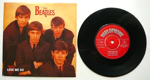 THE BEATLES Love Me Do 7" RECORD UK ISSUE Played Once R 4949 - Picture 1 of 2