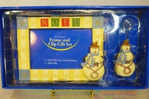 NIB Christmas Snowman GIFT SET 3-D Noel Photo PICTURE FRAME & CARD HOLDER Clip - Picture 1 of 9