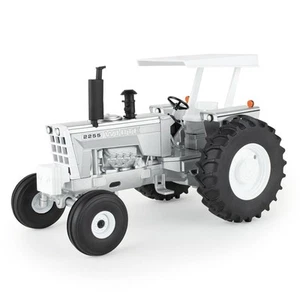 Silver Chase Unit ~ 1/16 White 2255 2WD with ROPS & Canopy, ERTL Prestige 47558 - Picture 1 of 2