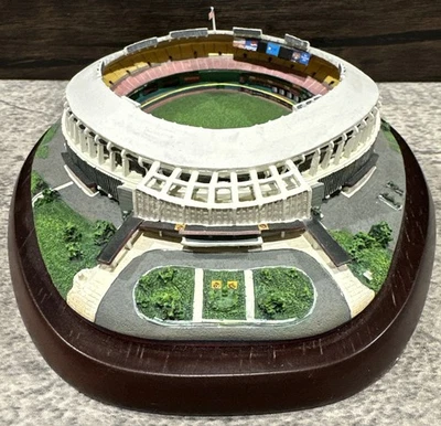 Washington Nationals RFK Stadium Danbury réplica como nueva sin caja Foto 1 de 4