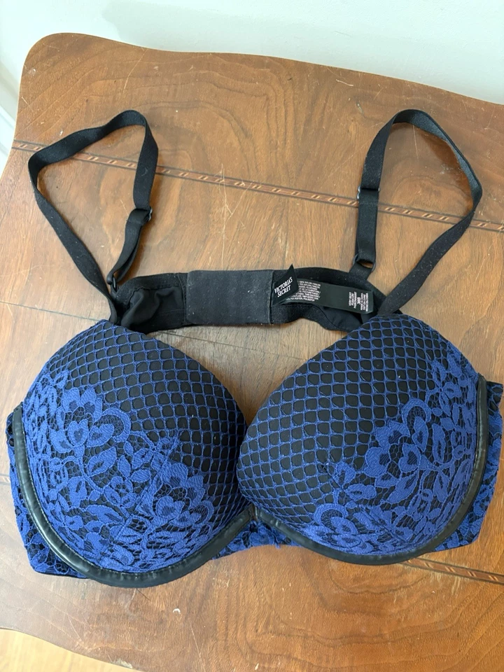 Victoria's Secret Very Sexy Women's Push-Up Bra Size 38B - Image 1 of 1