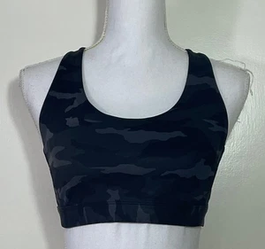 Women's Athleta Ultimate Grey Camo Print Racerback Sports Bra Sz. M A22-73 - Picture 1 of 4