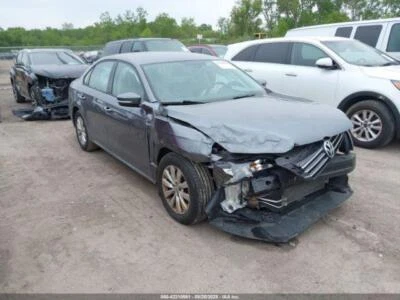 Conjunto de limpador de ar usado serve: 2014 Volkswagen Passat 1.8L motor ID CPRA grau - Imagem 1 de 4