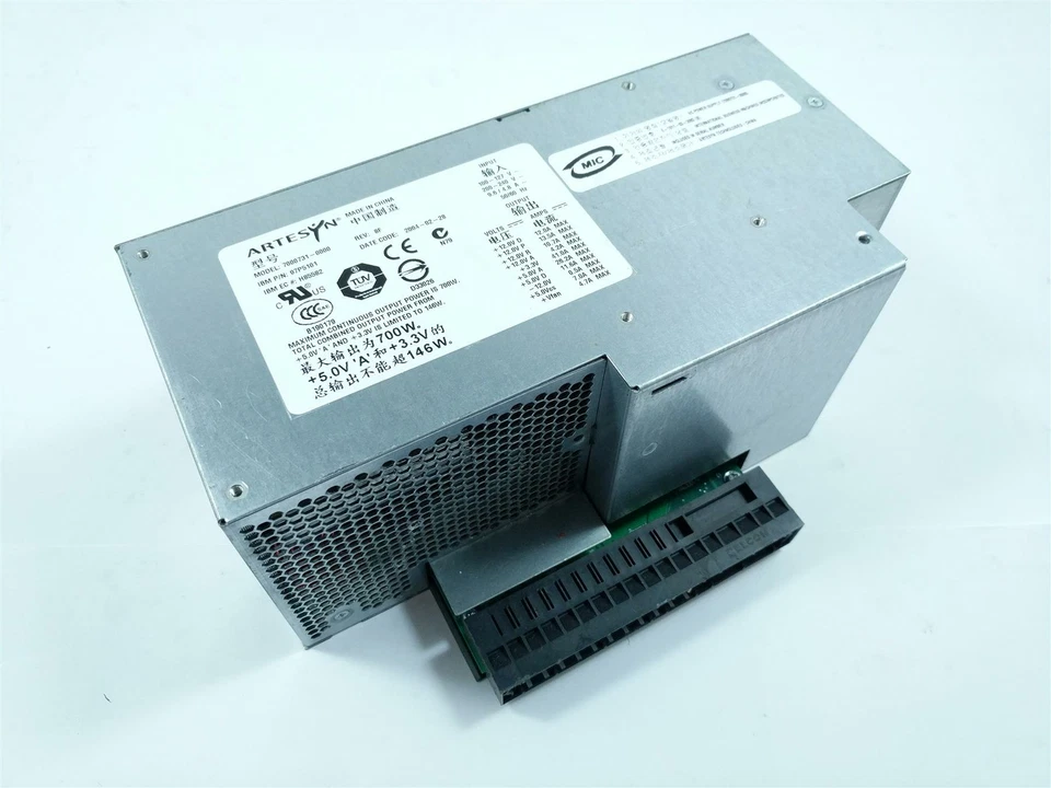 IBM 97P5101 7000731-0000 700W Server PSU Power Supply - Image 1 of 1