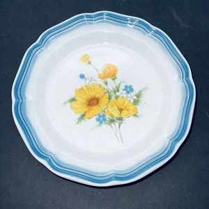 Mikasa Country Club Amy Salad Plate CA 503 Blue Yellow Floral Stoneware 8" - Picture 1 of 2