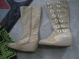 Women's Michael Kors Tan Beige Lace Up w/ zip Boots Leather 6 M Small Wedge - Picture 1 of 4