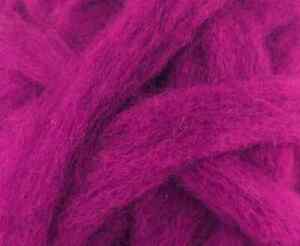 Corriedale carded wool for wool crafts. 50g