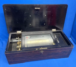 Antike Schweizer 8 Zylinder Spieluhr Länge 17 1/4” x 8 1/2” x 5” funktioniert - Bild 1 von 6
