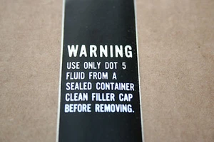45105-77 Harley Davidson NOS Handle Bar Warning Sticker 1977-81 FL  FX XL (195 - Bild 1 von 4