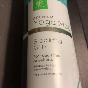 Gaiam Yoga Mat - Printed 6mm thick Non Slip Exercise & Fitness Mat 68"x24" - Picture 1 of 4