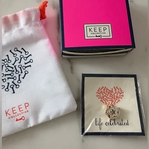 Nuevo con etiquetas Keep Collective "Star Cutout" Pave Gold Charm - Imagen 1 de 4