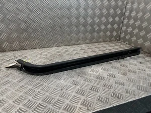 Berlingo Partner Combo E ab 18 Schiebetür Kufenführung Mitte rechts 9828487080 - Bild 1 von 12