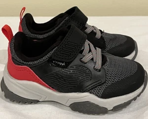 CAT & JACK Shoes Toddler Kids Size 6 Black Gray Red Elastic Sneakers Slip On - Picture 1 of 15