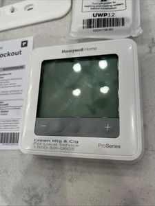 Honeywell Home T6 Pro Thermostat - Picture 1 of 4
