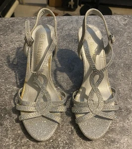 Dream pairs Stiletto Silver Sparkly Heels Womens size 6 Party Formal Prom Dance - Picture 1 of 6
