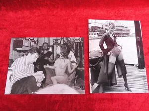 2 schöne, alte Fotos__Model`s__70ger-80ger__Akt__24x17__original Pressefotos  - Picture 1 of 4