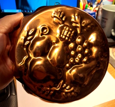 Molde COBRE - FRUTA para colgar en la pared - Borde redondo vieira - con lazo - De colección Foto 1 de 4