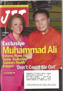 MUHAMMAD ALI RETURN HOME COUNTERS RUMORS DON'T COUNT ME OUT 12 2005 JET MAGAZINE - Imagen 1 de 3