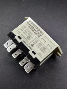HLR6100-2ATUBCF 380-400VAC  Power Relay 6 Pins 30A 277VAC x 2PCS NEW - Picture 1 of 3