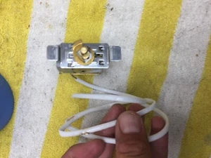 OEM Genuine Frigidaire Refrigerator Control Thermostat 5304421256  Free Shipping - Picture 1 of 3