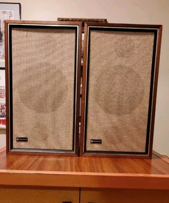 Criterio 50A. Altavoces Vintage 30W 8 Ohms Hechos en Japón En Funcionamiento Foto 1 de 4