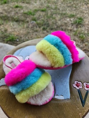 Ugg Fluffy Yeah "Multicolor" Niñas TOTALMENTE NUEVO Niño 9C Foto 1 de 4