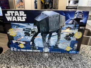 Hasbro Star Wars Imperial AT-AT Walker 2010 Legacy Exclusive New Sealed - Picture 1 of 8