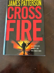Cross Fire by James Patterson  2010 Hardcover/DJ - Picture 1 of 3