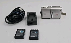 Olympus Camedia C-60 Zoom Digital Camera & 2x Battery, Charger, READ - Picture 1 of 9