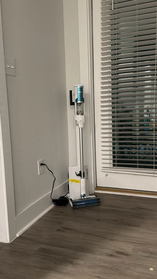  Aspiradora con varilla inalámbrica Shark Detect Pro, sistema de vacío automático, filtro HEPA Foto 1 de 1