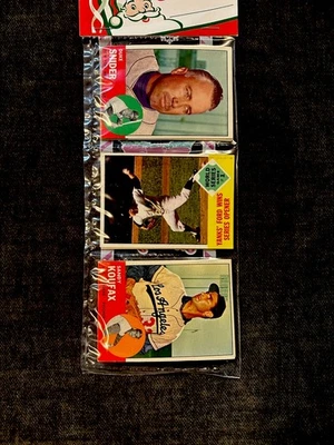 1963 TOPPS XMAS BASEBALL RACK PACK SANDY KOUFAX WHITEY FORD DUKE SNIDER - Image 1 of 2