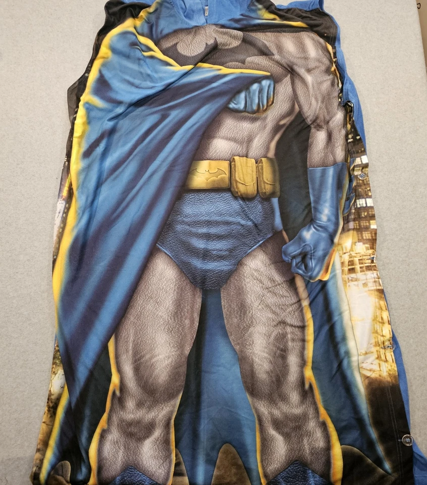 Acogedora manta portátil con capucha tipo poncho Batman DC Comics Foto 1 de 4