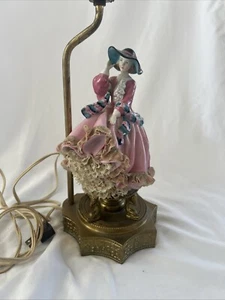 Vintage Leviton Porcelain Lamp Lady Pink Frilly Dress Hat Scarf Brass Base - Picture 1 of 13