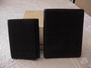 2 DOPP GENUINE LEATHER WALLETS 1 BIFOLD 1 TRIFOLD PREOWNED