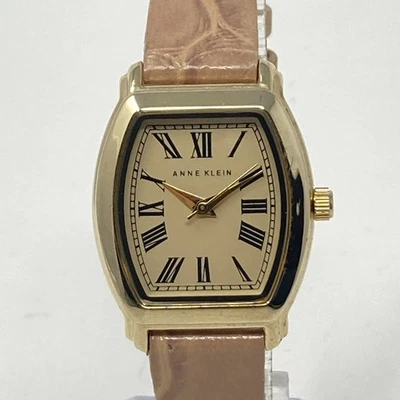 Reloj Anne Klein Tank Mujer 26mm Tono Dorado 30M WR Batería Nueva 8.25" Foto 1 de 4