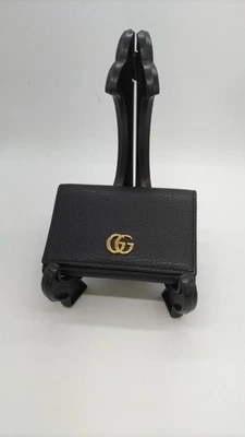 Auténtico tarjetero Gucci con logotipo de GG Marmont de cuero negro Foto 1 de 4