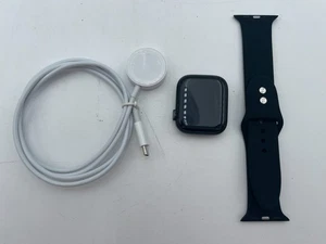 Apple Watch Series 8 - 41mm - A2772 - Midnight - GPS + Cellular Cracked Glass - Photo 1 sur 8