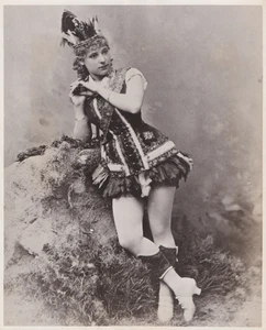 1934 Press Photo Burlesque Dancer Lena Merville in 1902 - Picture 1 of 2