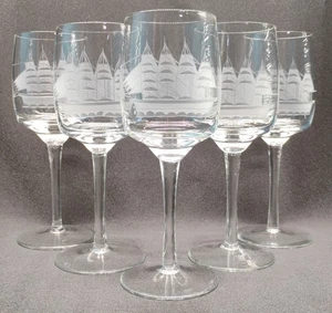 Set 5 bicchieri da vino in cristallo rumeno Toscana - calici nave incisa nautica - Foto 1 di 6