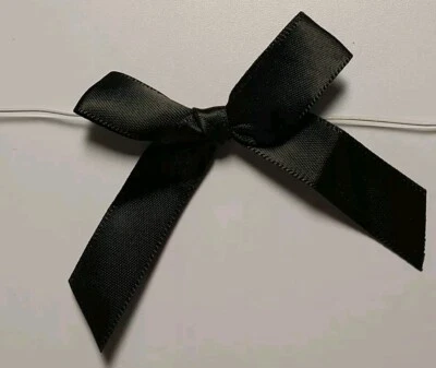 Arcos de satén negros preatados de aproximadamente 3" de ancho 70 piezas regalos de Halloween regalos de boda Foto 1 de 4