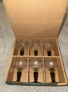 Neu im Karton Vintage Romer Austria Piccolo geätzter Kristall grüner Stiel Cordial Gläser - Bild 1 von 4
