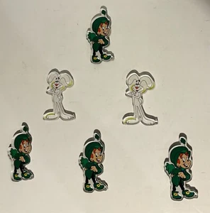 Vintage Lot of 6 Lucky Charm Lupercon and Twix Rabbit Magnets - Picture 1 of 2