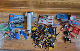 Large Lot Of Legos - City 3181, Racers 8150, Transporters - Parts