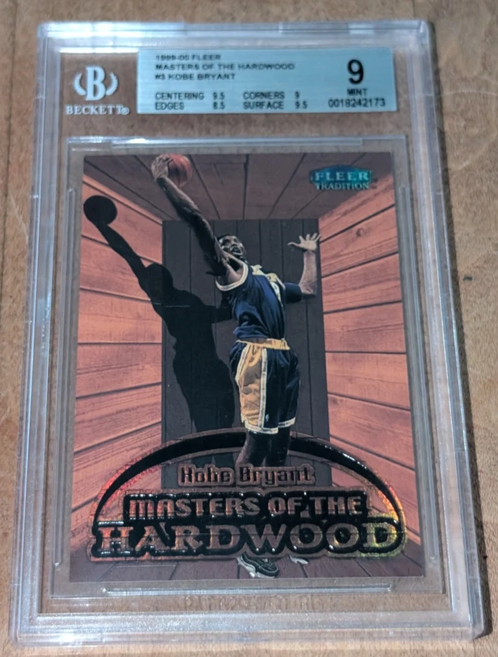 Fleer Tradition Masters Of The Hardwood #3 1999 Kobe Bryant BGS 9 como nuevo SSP raro Foto 1 de 3