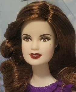 Barbie The Twilight Saga Esme 2012 Pink Label NRFB hübsche Puppe - Bild 1 von 5