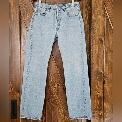 Vintage LEVIS 501 Mens 1990s 33 x 32 button fly faded medium blue preowned A6 - Image 1 of 4