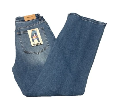 New Sweet Look Jeans Junior Size 11 Snug Fit Thru The Hips & Thighs Straight Fit - Image 1 of 4