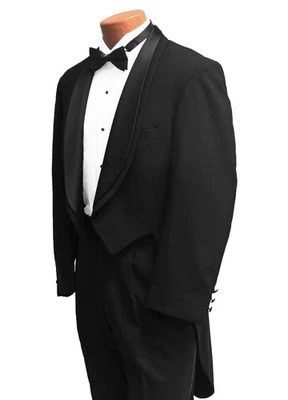 Men's 41R Black Oscar de la Renta Tuxedo Tailcoat – Formal or Halloween Costume - Image 1 of 4